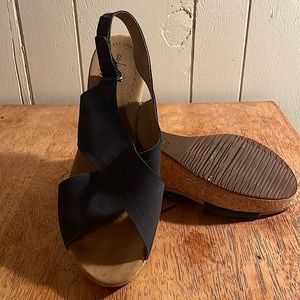 Clarks Ultimate Comfort Collection Annadel Navy/Cork Wedge 10 Wide